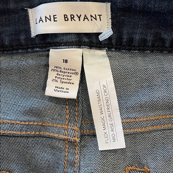 Lane Bryant Mid Rise Girlfriend Crop Ankle Jeans 18 - Picture 4 of 5